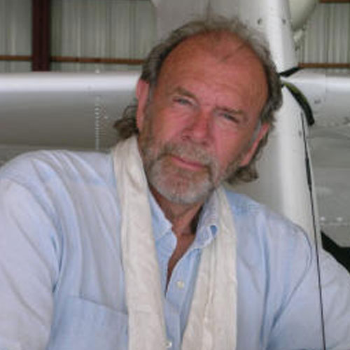 ریچارد باخ نویسنده و خلبان